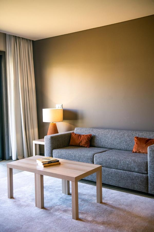 Mw Douro Wine & Spa Санта-Марта-ди-Пенагиан Экстерьер фото A living room at the hotel